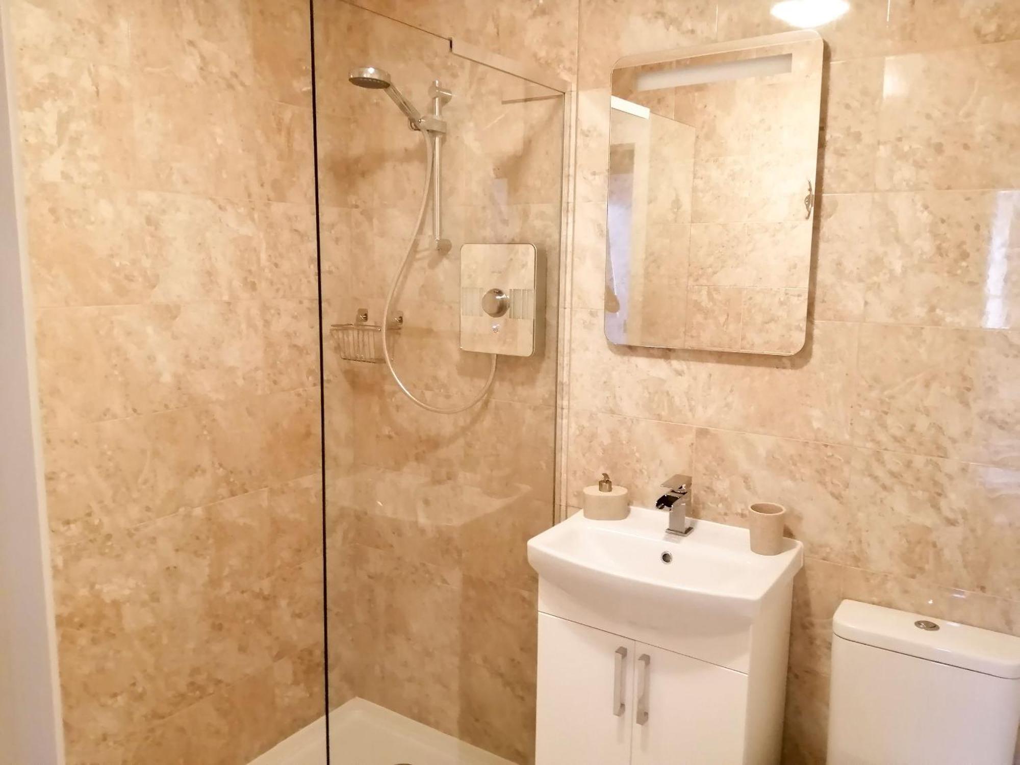 네언 Riverside View 빌라 외부 사진
